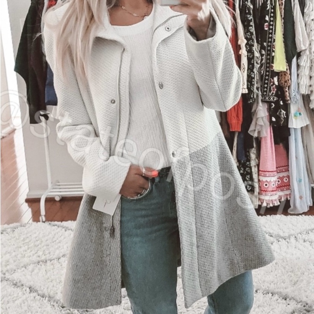 Jessica Simpson colorblock  White and Gray Women's coat